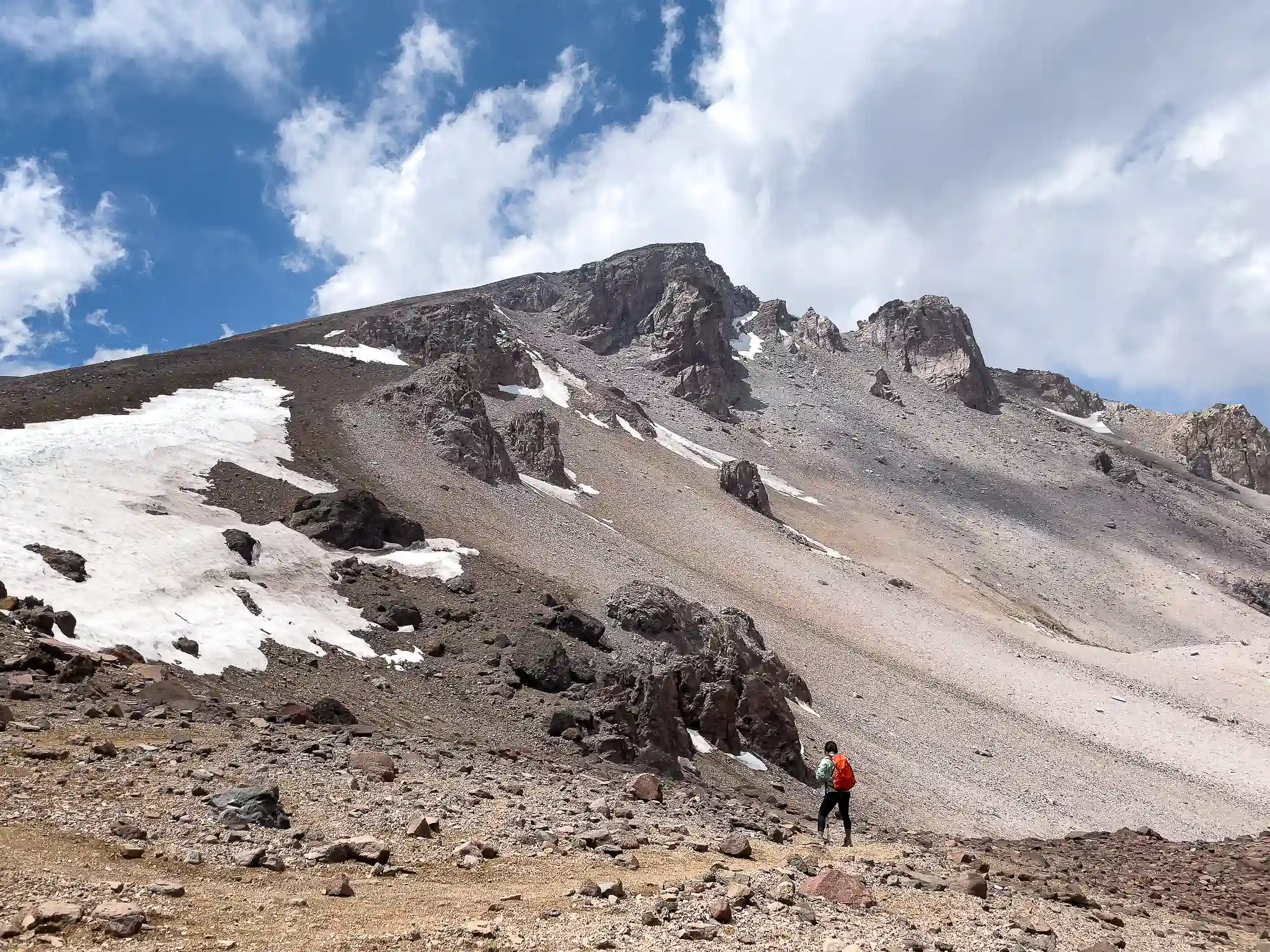 tour trekking andes santiago