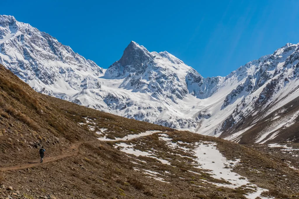 tour cajon del maipo ecordua