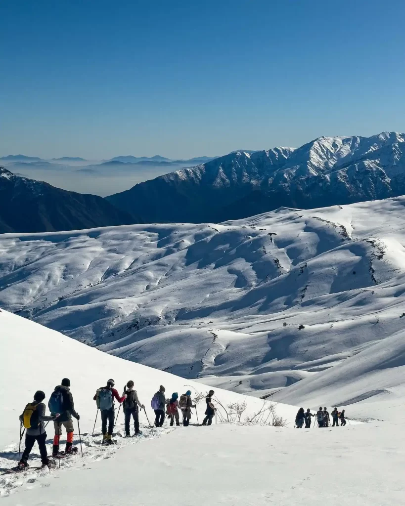 snowshoeing tour trekking con raquetas tour santiago chile ecordua