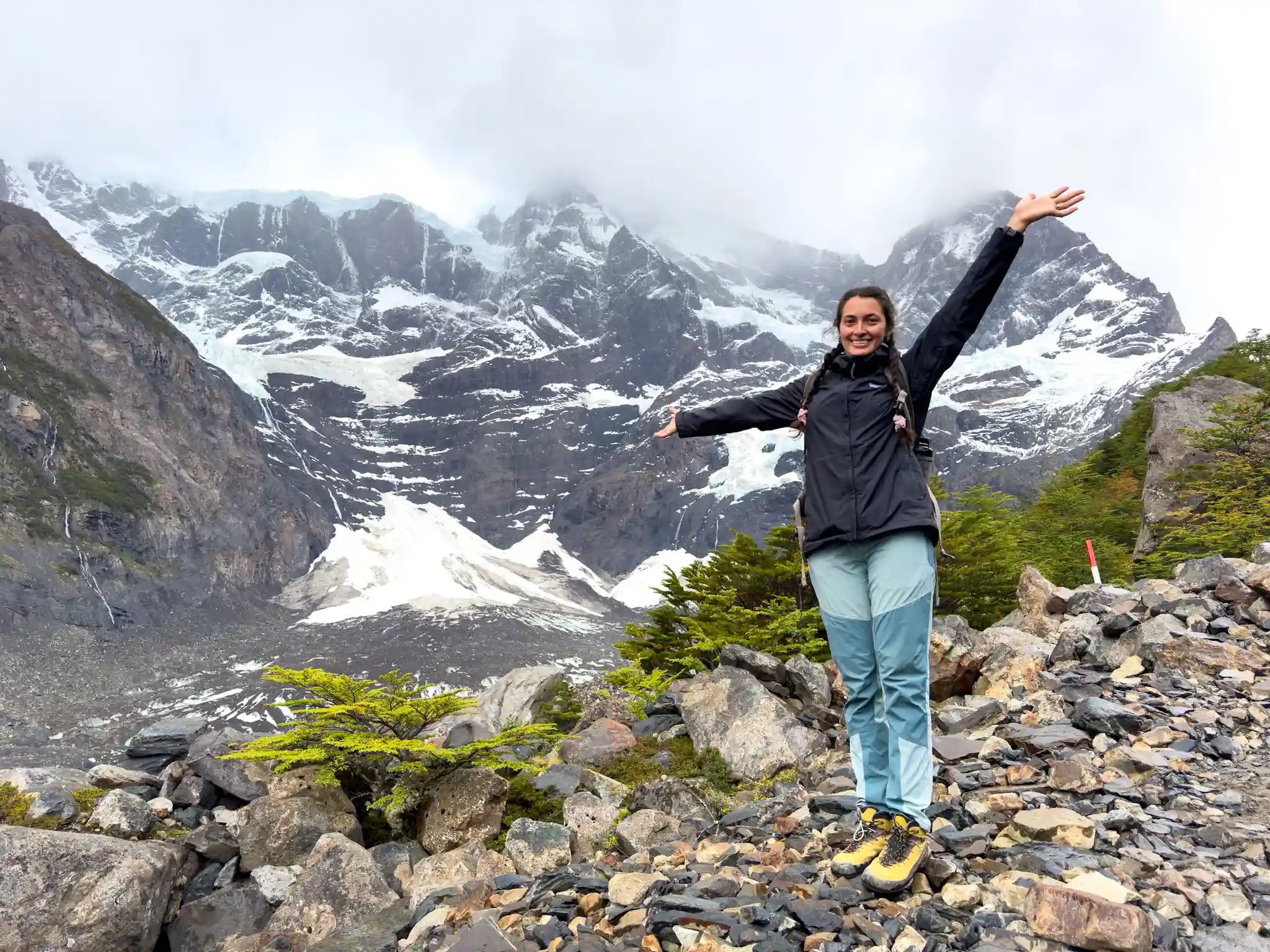 tour valle del frances torres del paine trekking hiking